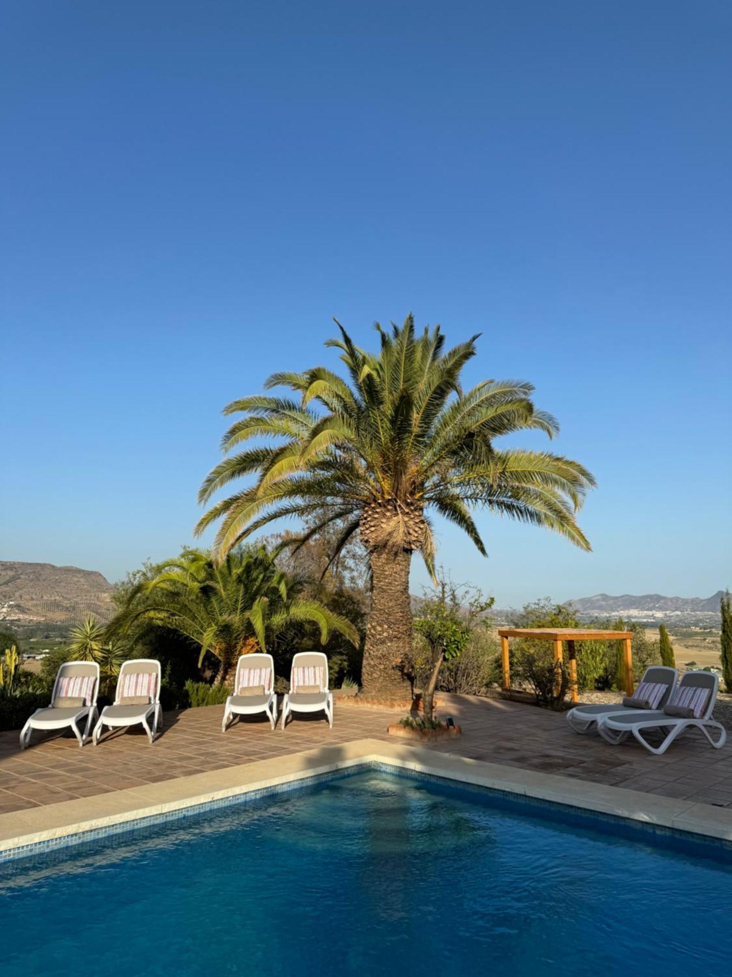 Santa Teresa Bed & Breakfast Andalusien Pizarra Luaran gambar